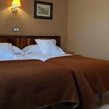 Hostal Talabart 莱斯 外观 照片